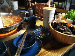 -湊湊火锅·茶憩(东城万达店)