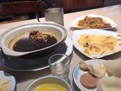 -老码头黑皮肘子锅包肉(赣水路店)