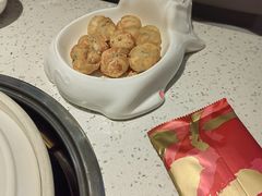-三人行骨头王火锅(长寿店)
