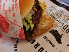 -FATBURGER 特富客汉堡(外交公寓店)