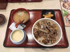 招牌牛丼-食其家·牛丼咖喱(中山公园地铁站店)