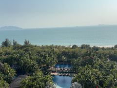 -三亚湾海居铂尔曼度假酒店