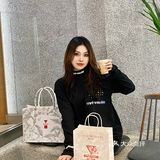 春天就应该来一杯清香的花蜜拿铁☕️ 