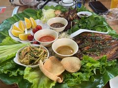 -沐毫傣泐云南菜孔雀宴•手抓饭傣味烧烤(曼听公园店)