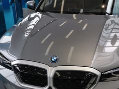 -上海宝信宝马4S店