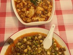 -洪霞餐馆·川菜·鲜货现炒(两江春城店)