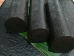 香滑黑芝麻卷-喜喜酒家·纯手工点心·粤菜