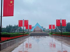 -上海市龙华烈士陵园