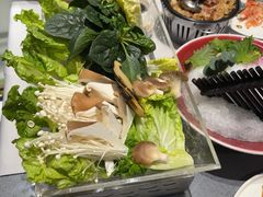-红鼎豆捞·非遗鲍皇汤火锅(宝丰路店)