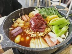 熊熊嫩牛肉部队火锅-熊小舍炸鸡火锅拌饭(招商城店)