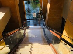 -三亚湾海居铂尔曼度假酒店