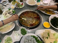 -马老六清真餐饮(西站店)