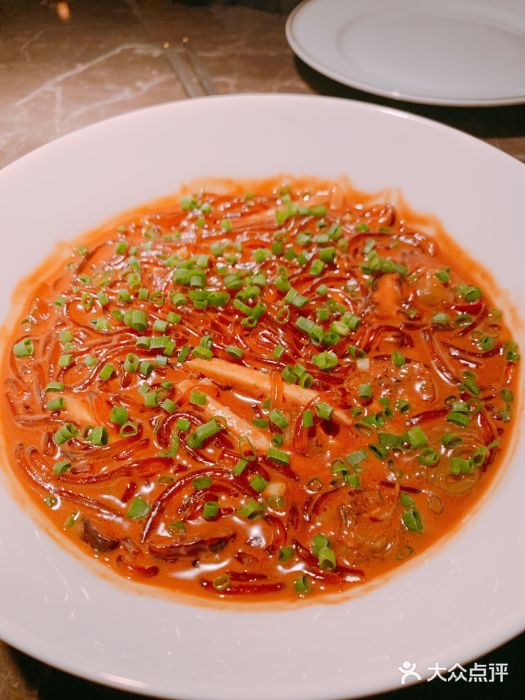 新荣记(bfc外滩金融中心店)沙蒜烧豆面图片