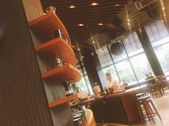 -星巴克(西安曲江银泰店)