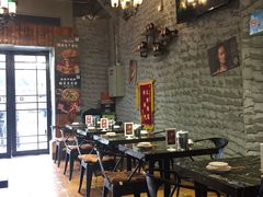 -巴四老城区炭火蛙锅(张江店)