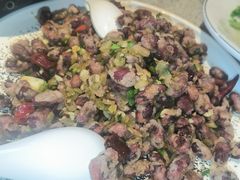 -有红鸡毛店·川菜(建设路店)