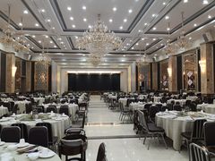 大堂-轩记海鲜餐厅·四十五年老字号·经典粤菜(西区彩虹店)