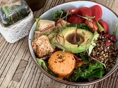 豆腐牛油果沙拉-O'mills Sourdough Bakery&Bistro(永嘉路店)