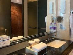 -广州天河希尔顿酒店