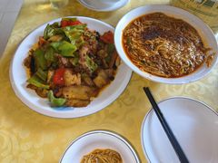 -柏合黄记豆腐皮饭店