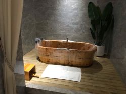 -苑苑vbeauty科技美容SPA