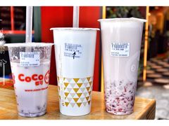 奶霜草莓果茶-CoCo都可(方庄店)