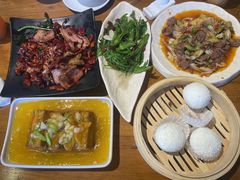 -隔壁老王·家常云南菜(花巷店)