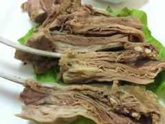 -清真·玛丽亚新疆菜主题餐厅(浙江中路店)
