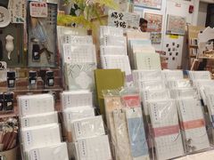 -猫的天空之城概念书店(杭州南宋御街店)