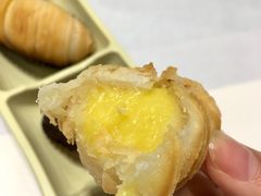 榴莲千丝酥-稻香酒家·34年老字号·港式粤菜(汉街店)