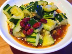 拍了拍黄瓜-胖哥俩肉蟹煲(虹口龙之梦店)
