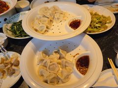 -五谷丰登农家院·地道胶东菜·海鲜烧烤(威海店)