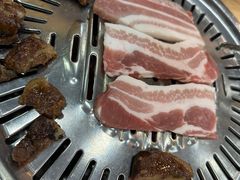 -牛信亭韩国料理·炭火烤肉(紫藤路店)