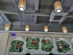 -胡须哥网红竹筒菜