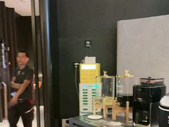 -朵兰达V酒店(长沙砂子塘地铁站店)