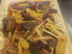 -周老三跷脚牛肉·全牛火锅(非遗传承店)