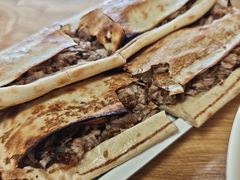 熏肉火烧-宝光熏肉鞋底火烧(新街口店)