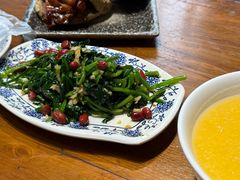 -老天桥酱肉烧饼夹肘子(天桥店)