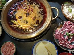 -王婆乔鲜鱼自助火锅(蜀汉路店)