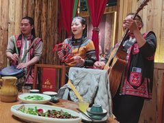 -老滇山寨•云南特色菜•地方菜•民族风情歌舞表演(金碧店)