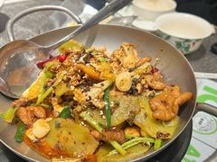 -渔语鱼新川菜Bistro(万象天地店)