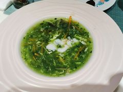 鳕鱼莼菜汤-蜜桃花开·中西融合菜E&W(南长街店)