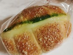 -顶东面包花园·生日蛋糕(世博店)