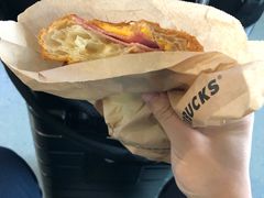 -星巴克(成都机场T2店)