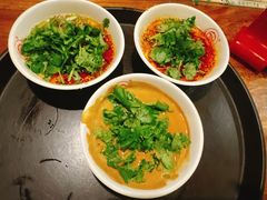 -万记麻辣烫国展总店