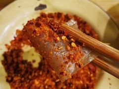 -拈签一笑黄牛肉辣卤串串