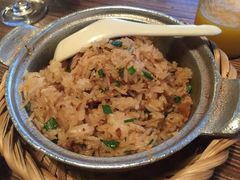 -Cau Go Vietnamese Cuisine