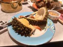 -雍容荟帝王蟹活龙虾展台自助(IFS黑金店)