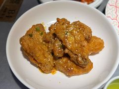 咸蛋黄鸡翅-姑苏家宴·苏帮菜·松鼠桂鱼(苏州总店)