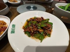 -新白鹿餐厅(滨江银泰店)
